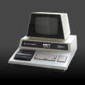1280px-Commodore 2001 Series-IMG 0448b.jpg